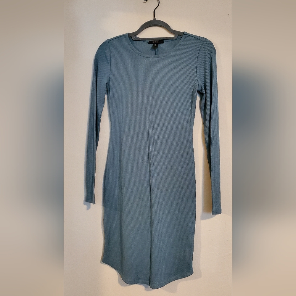 Blue bodycon ribbed dress